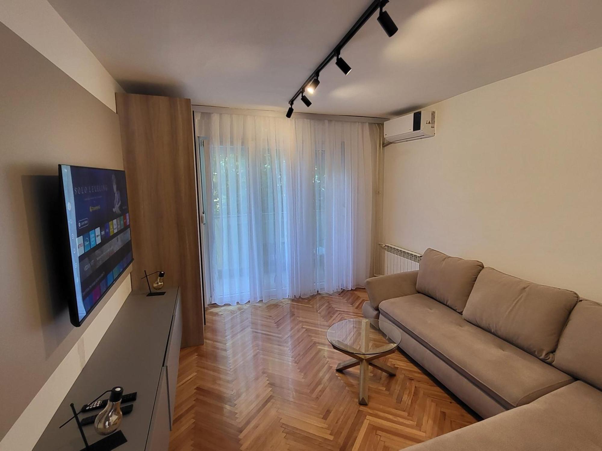 Διαμέρισμα Cozy At Gastro District *